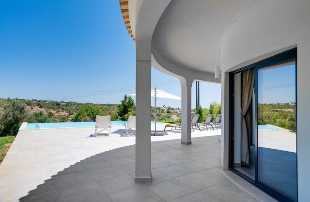 Luxurious 4 bed villa in Loulé