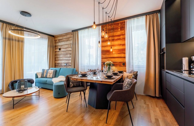 Luxurious apartment with sauna next to the slope