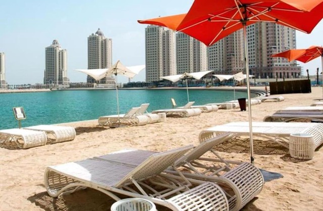 Luxurious apartment with Beach access Pearl-Qatar