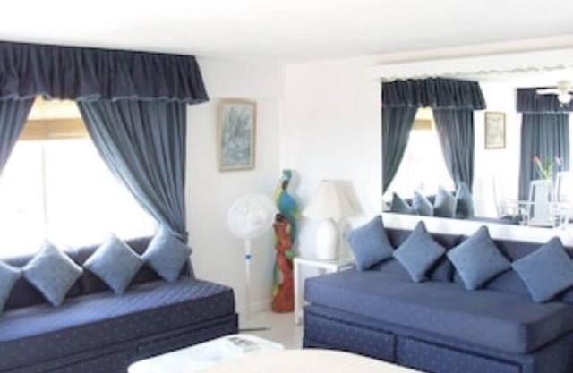 Luxurious beach front self-catering apartment in the heart of Ocho Rios, Jamaica