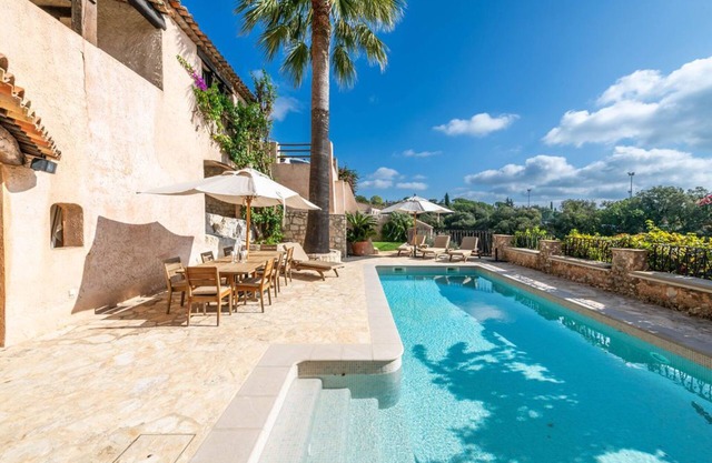 Luxurious historic villa, pool & jacuzzi, stunning sea and village views.