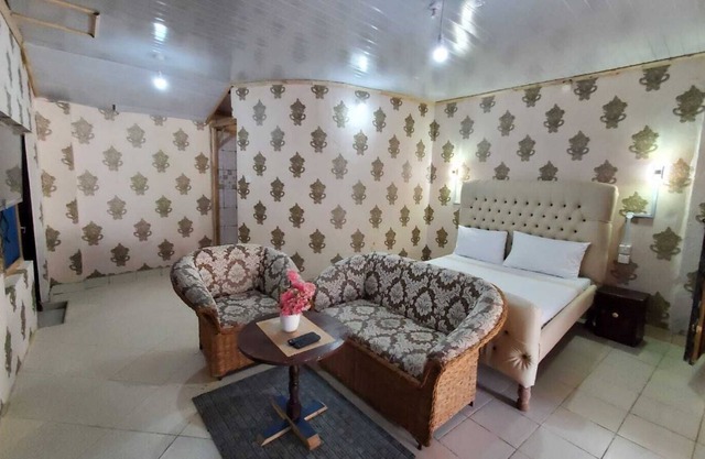 Luxurious holiday villas.2 minutes from the white sand beach!