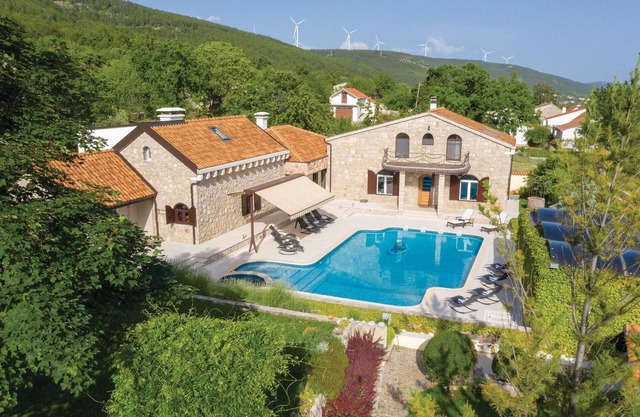 Luxurious home in Cista Velika