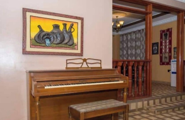 Luxurious private room in a suburban mansion