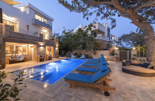 Luxury 14 bedroom villa complex with pools and whirlpool next to beach