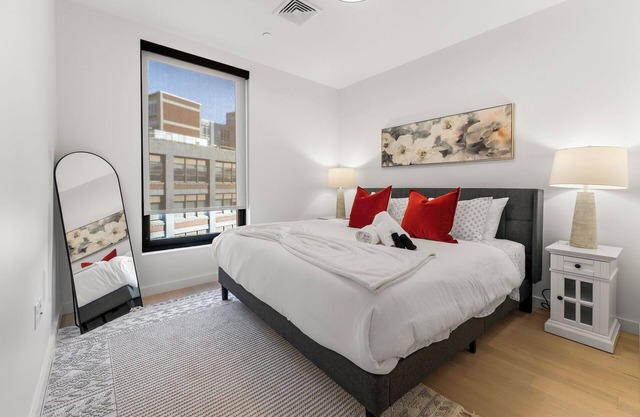 Luxury 1BR Near Broadway Southie 2393