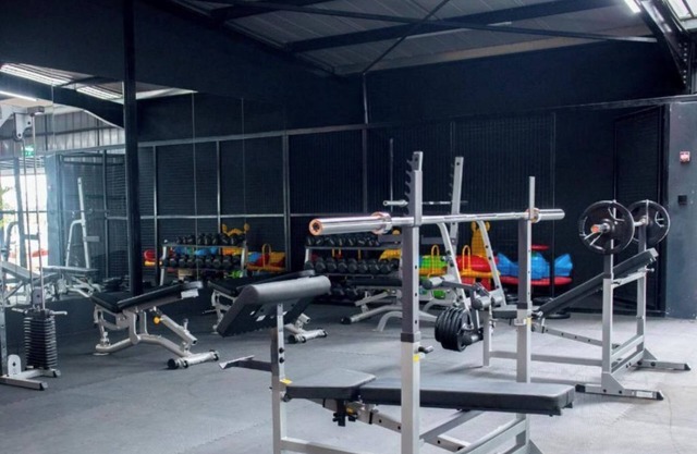 Luxury 2-Bedroom Modern Apartment