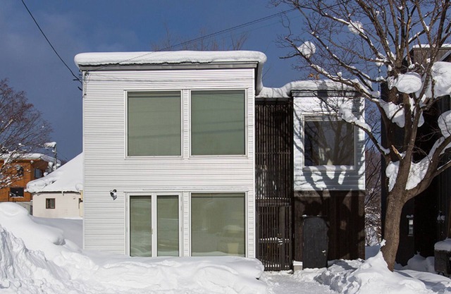 Luxury 3 Bed Ski Chalet close to the Ski Fields, Niseko Chalet 1003