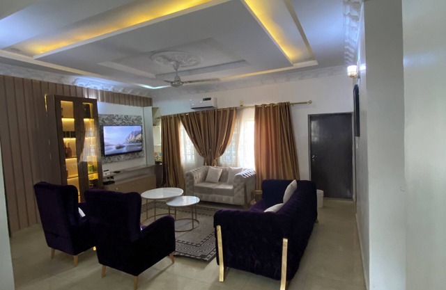Luxury 3 bedroom apartment with a high quality services