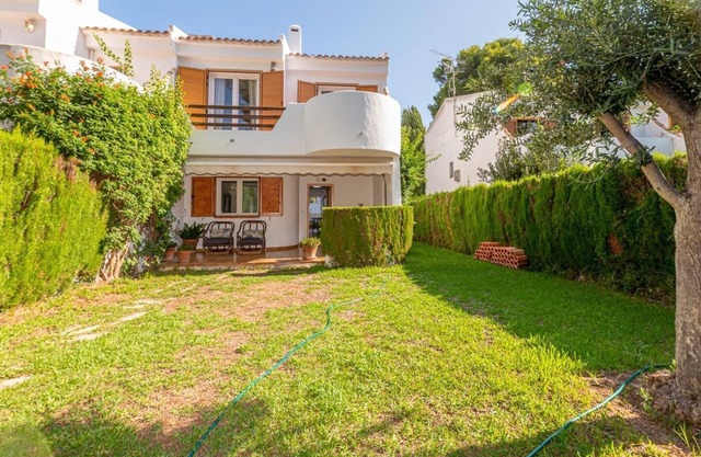 Luxury 3-bedroom townhouse for 6 people in Las Rotas, Denia