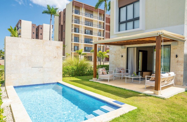 Luxury 4-bedroom Townhome with Mini Pool & Patio in Fabulous Puerto Plata