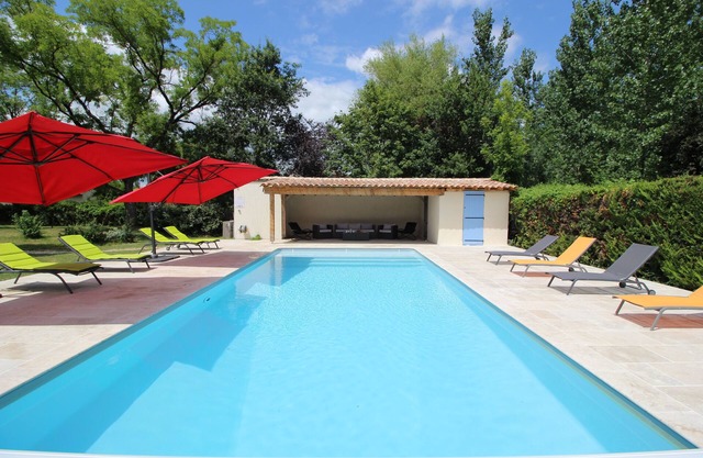 Luxury Air Conditioned + Heated Pool 4 bed 4 bath Village House in the Dordogne
