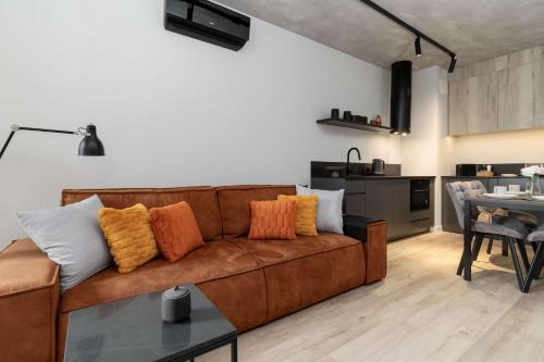 Luxury Apartment at Sienna Grobla with Sauna Gym and Parking by Noclegi Renters