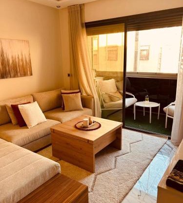 luxury apartment, quiet and comfortable