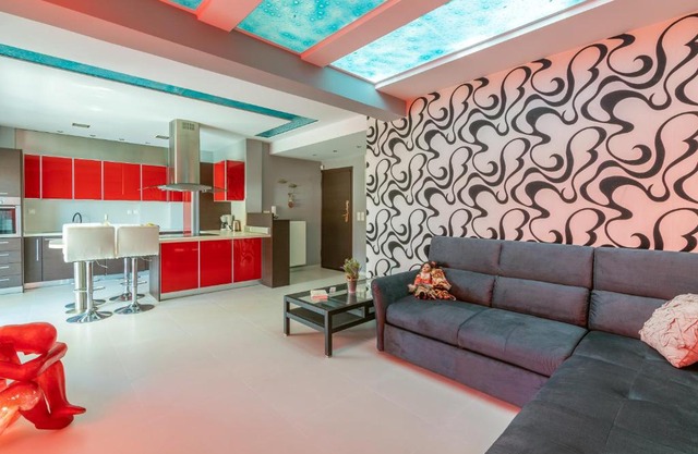 Luxury Apartment with Fireplace Near Heraklion Center