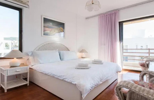 Luxury Athenian Riviera Apartment 135 sqm at Voula