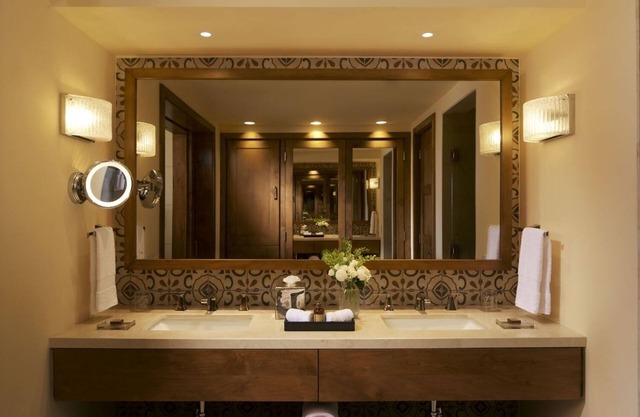 Luxury Beachfront Resort, Golf, Entertainment, and more!
