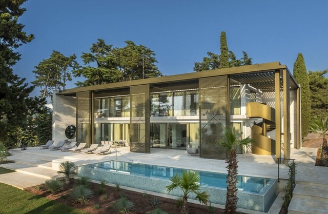 Luxury Beachfront Villa Porec Golden Pride with heated pool