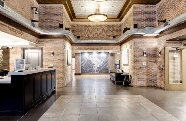 Luxury City Suite | Navy Yard