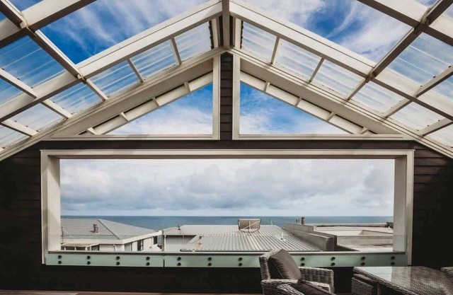 Luxury Coastal House in New Plymouth