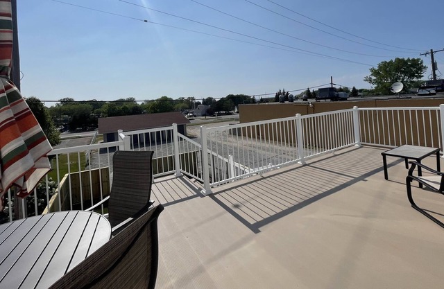 Luxury Condo Overlooking Marina