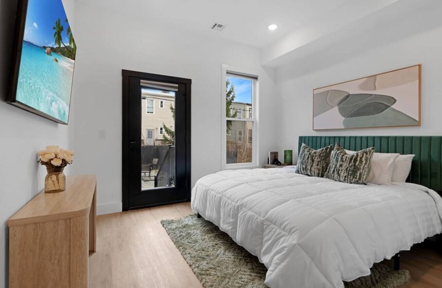 Luxury Duplex in Hoboken 15Min to NYC, Fire Pit