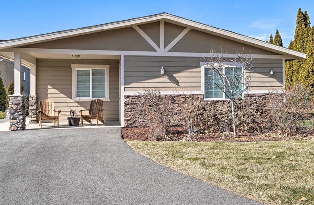 Luxury East Wenatchee House w/ Mtn. Views!