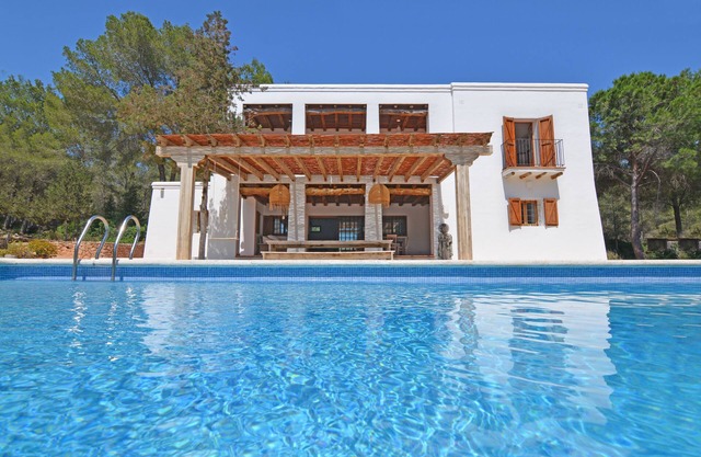 Luxury finca with heated pool in Santa Gertrudis