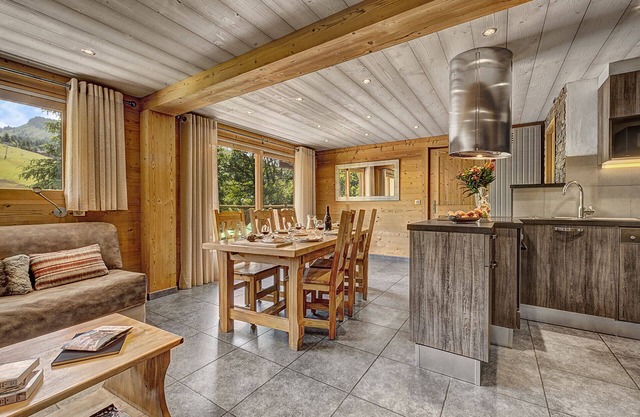 Luxury flat with a mountain feel