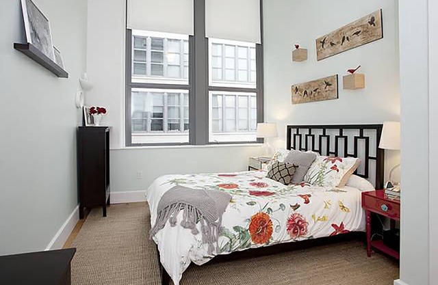 Luxury furnished condo room and private bathroom. Quick NYC commute!