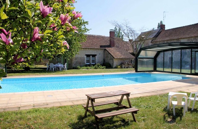 Luxury gite in the Loire Valley at Avon les Roches for 20 to 25 people