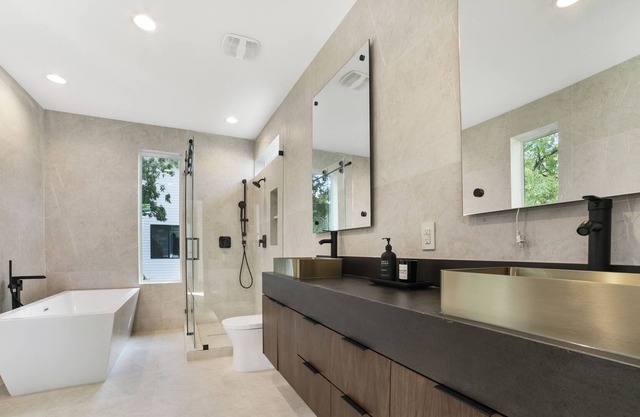 Luxury home in the heart of ATX