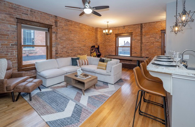 Luxury Industrial Loft The Heart of Downtown