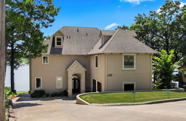 Luxury Lakefront Home