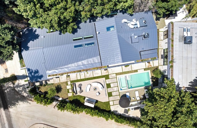 Luxury Laurel Canyon Hideaway!