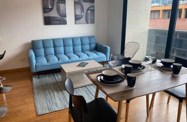 LUXURY LUXURY 93 WITH BALCONY