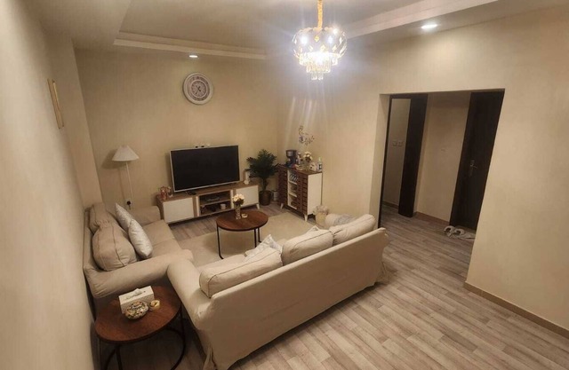 Luxury Males Shared Dorm in Jeddah. Mall, Corniche.
