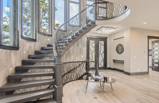 Luxury Mtn Home w/ Sauna & Speakeasy I Red Rocks