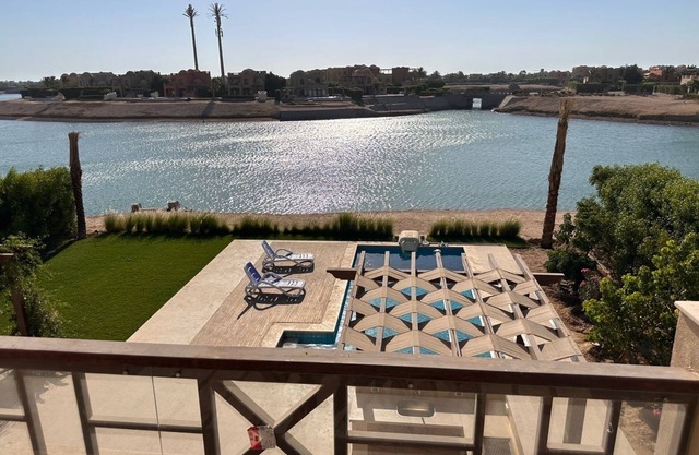 Luxury New Waterfront Spacious Villa in El Gouna