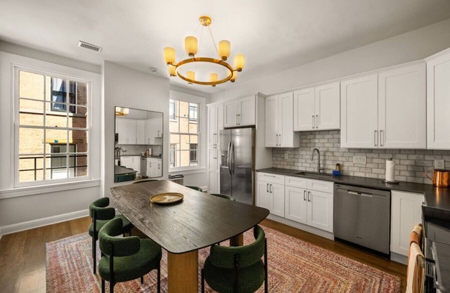 Luxury Parkside 2BR w Views | Walk to Everything