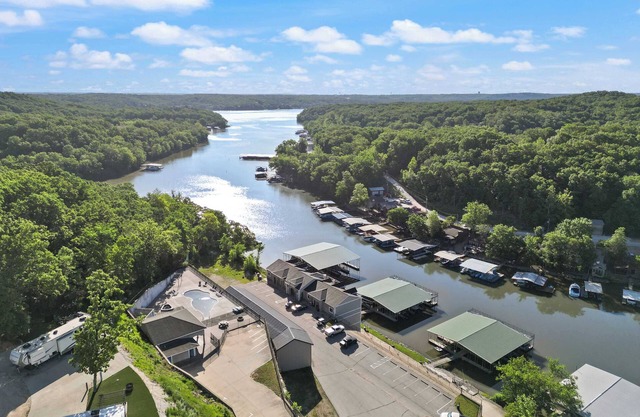 Luxury Penthouse Condo with 40ft Boat slip and Gaming Garage