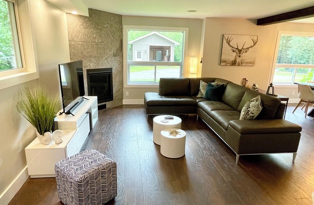 Luxury Ranch Bungalow on Hutcheson Beach Road