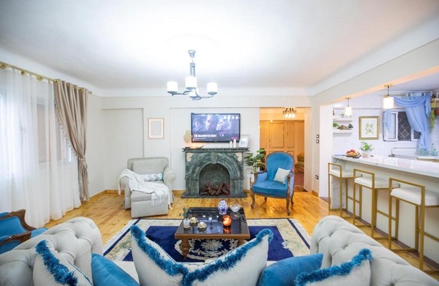 Luxury Retreat Near the Sea Prime Location