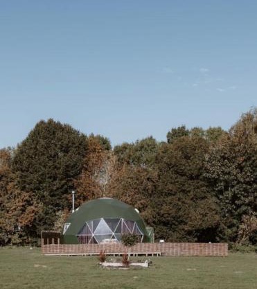 Luxury Star Gazing Dome 2 JUPITER with cozy log burner