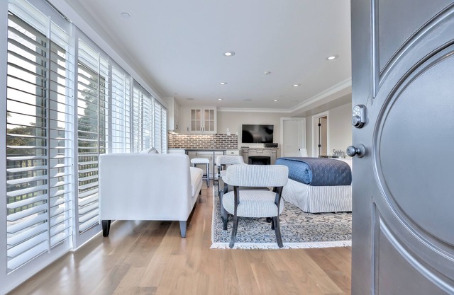 Luxury Studio in the heart of Silicon Valley