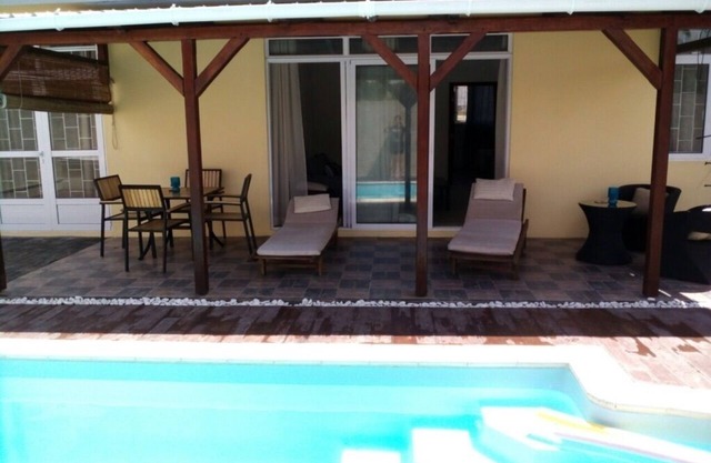 Luxury villa near Mont Choisy Beach with private pool