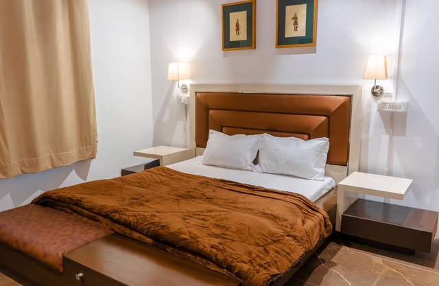 Luxury Villa 1km from Mall Road (Hampton Villa)