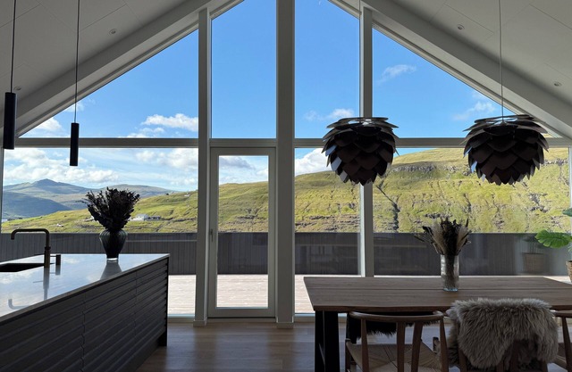Luxury villa in Leynar