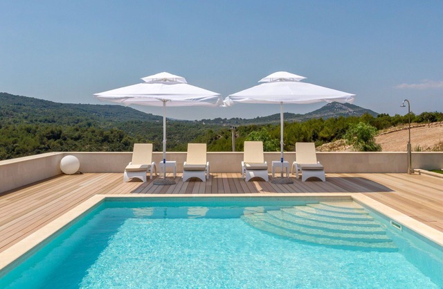 Luxury Villa Pearl of Hvar with Swimming Pool