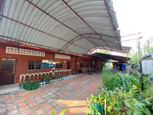 LY PORHENG Guesthouse